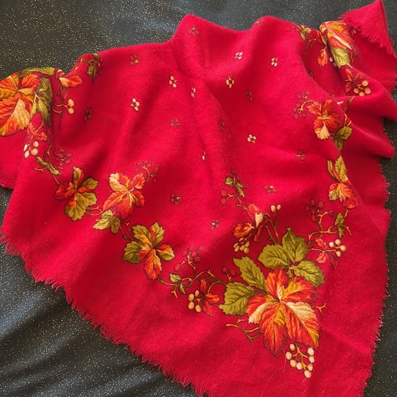 Red Floral Accent Scarf - Picture 3 of 6